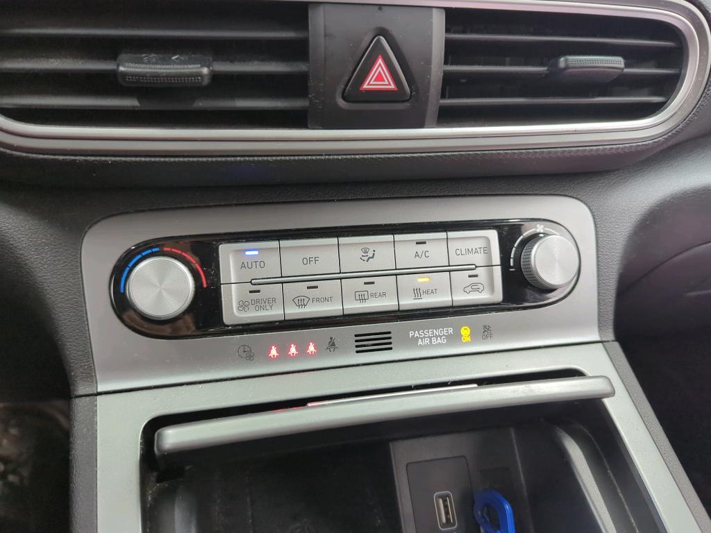 Hyundai Kona Premium