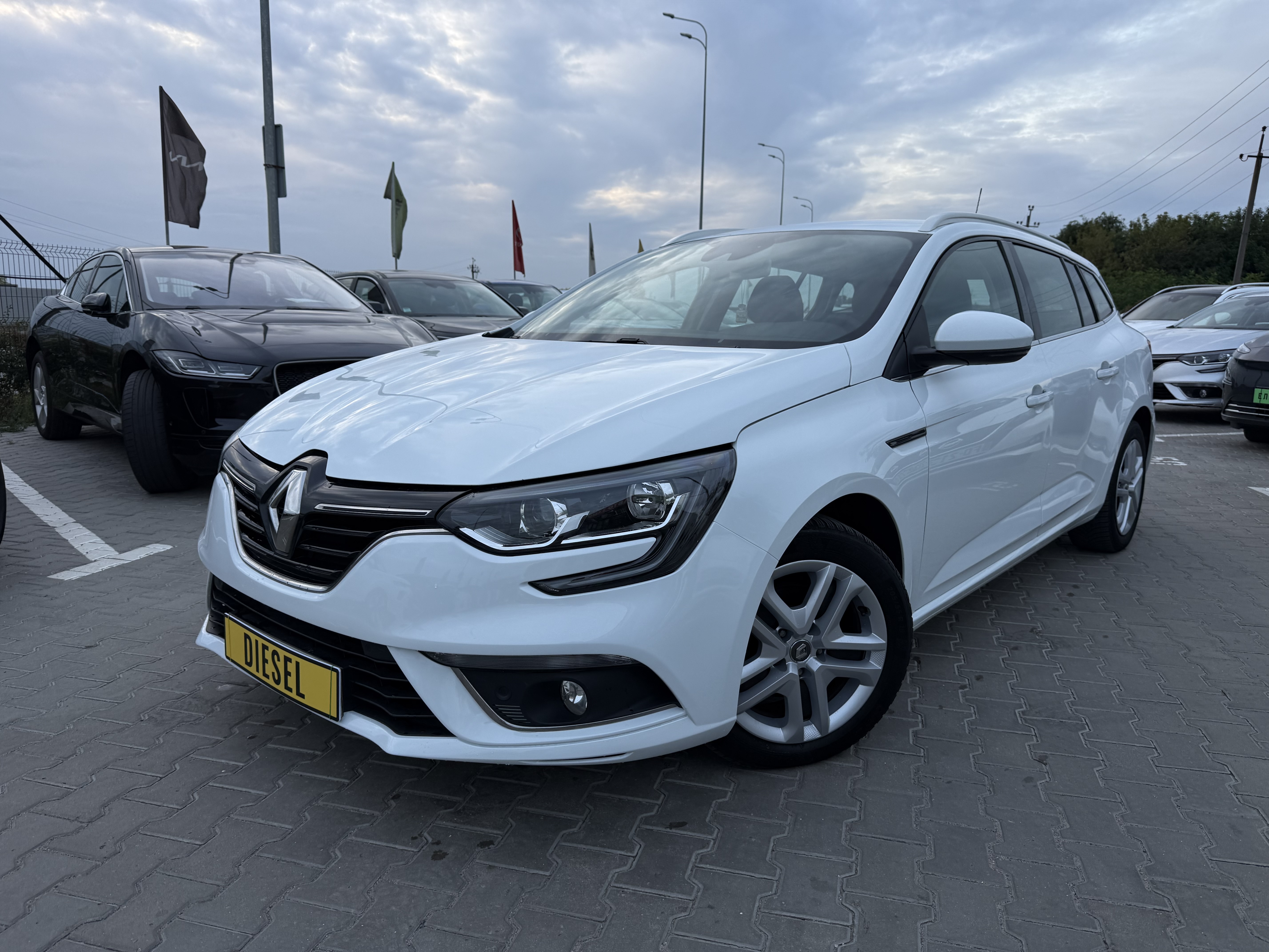 Renault MEGANE IV