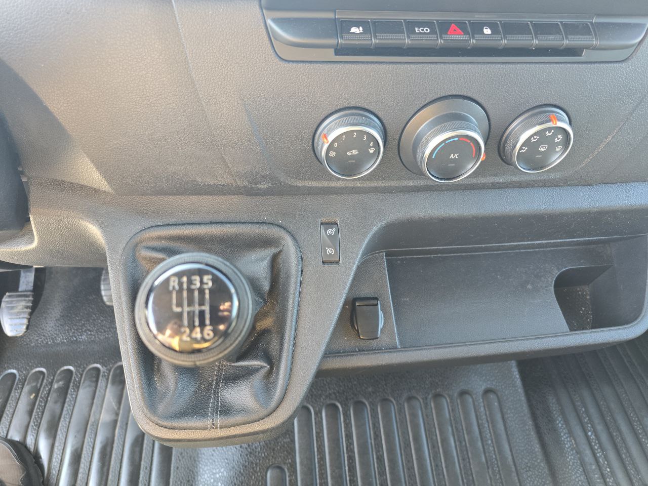 Renault Master FGN TRAC L2H2