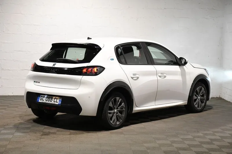 Peugeot E-208 Business