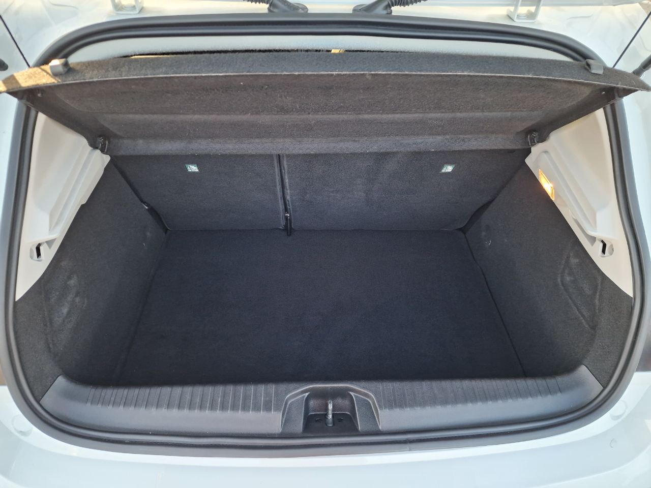 Renault Clio HYBRID Business