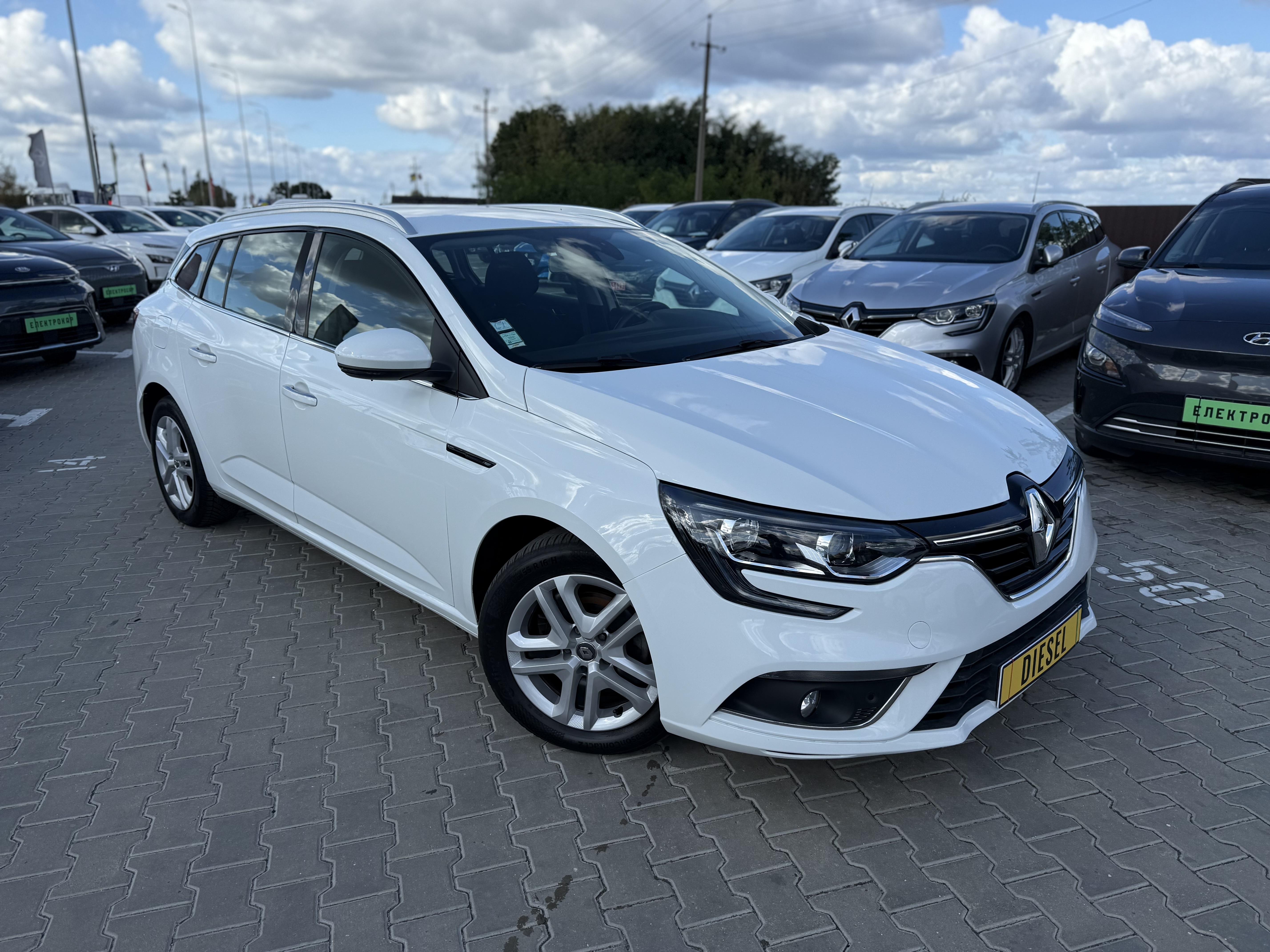 Renault MEGANE IV