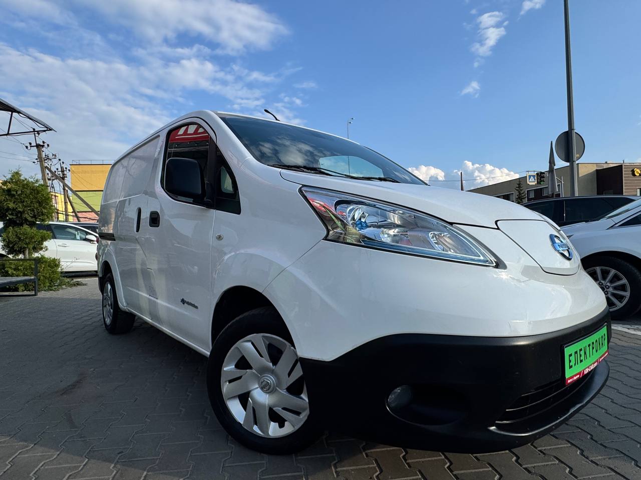 Nissan E-NV200