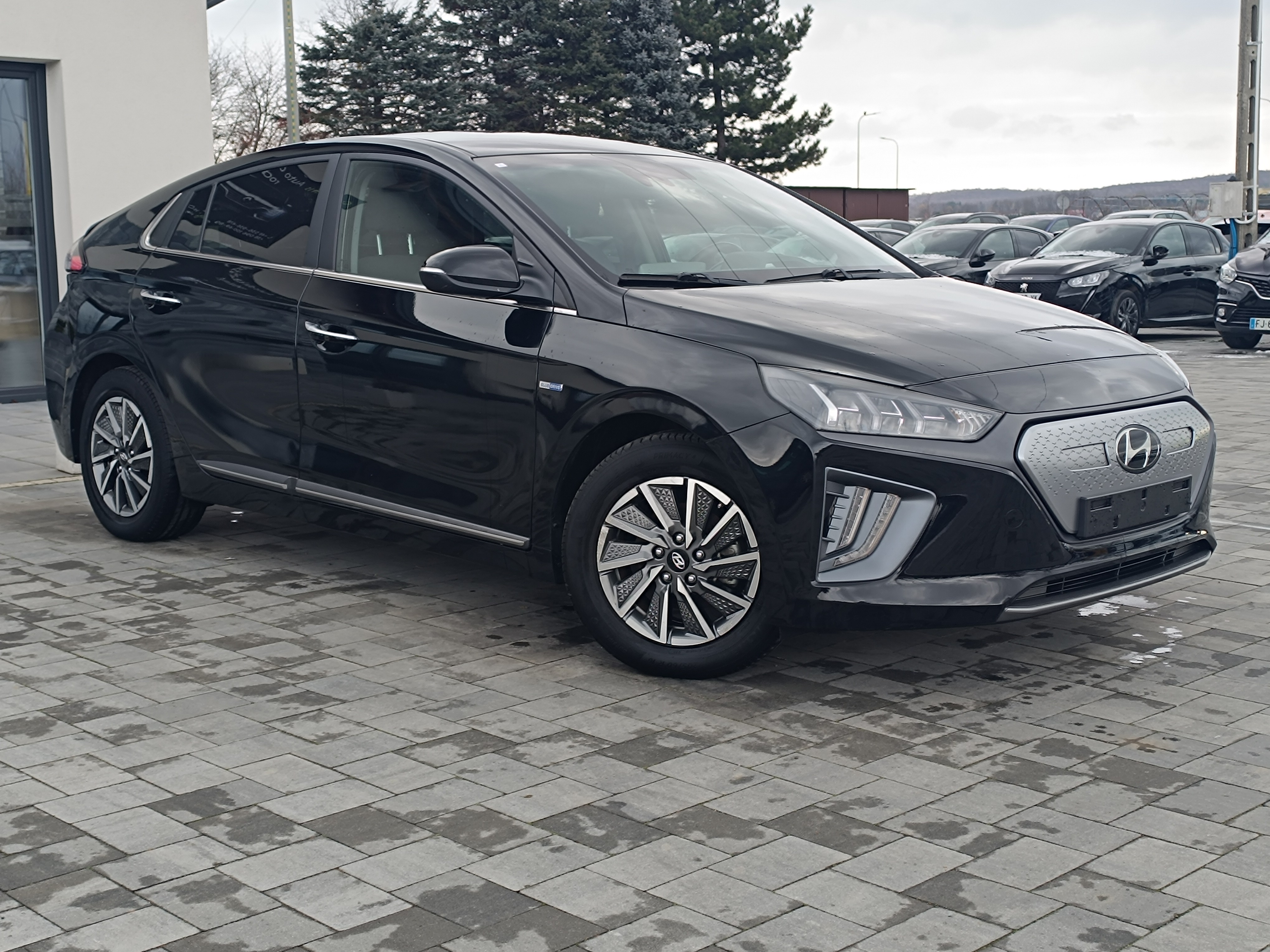 Hyundai Ioniq