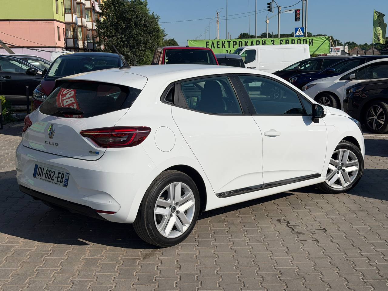 Renault Clio Business Hybrid
