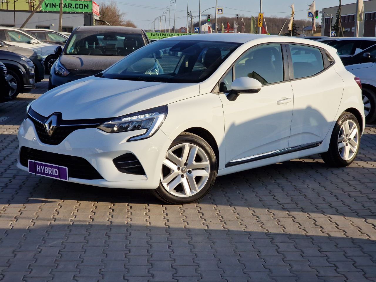 Renault Clio HYBRID Business