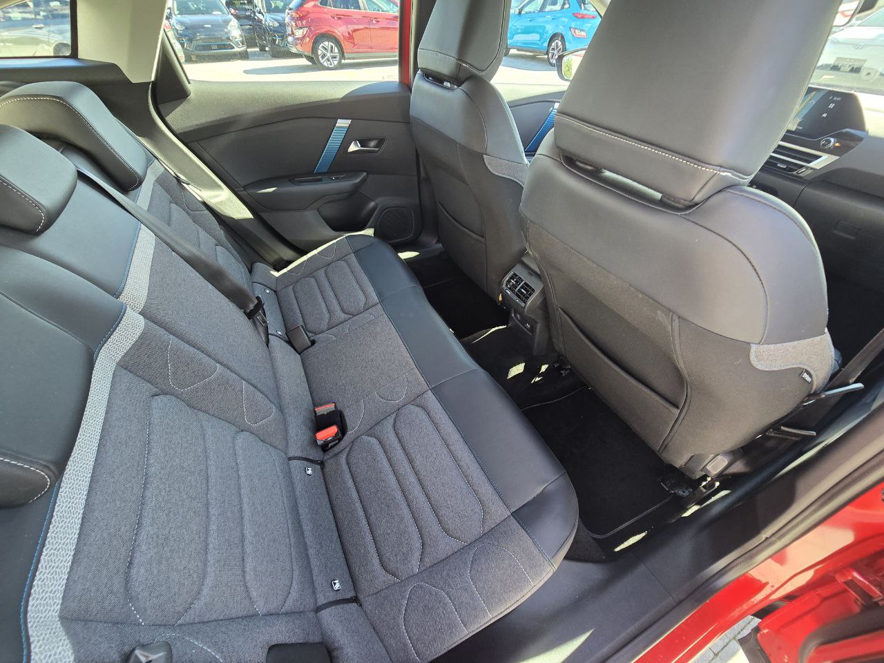 Citroen E-C4
