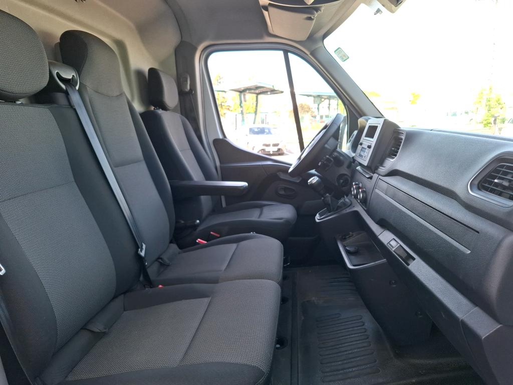 Renault Master FGN TRAC L2H2