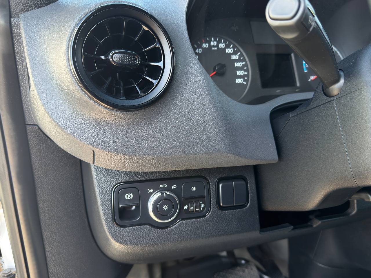 Mercedes-Benz E-Sprinter FWD