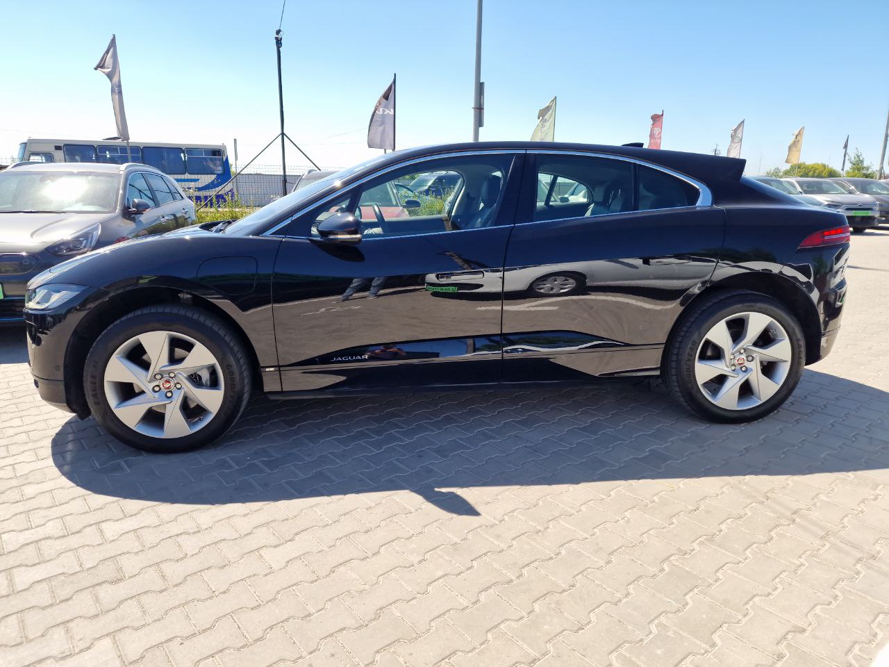 JAGUAR I-PACE