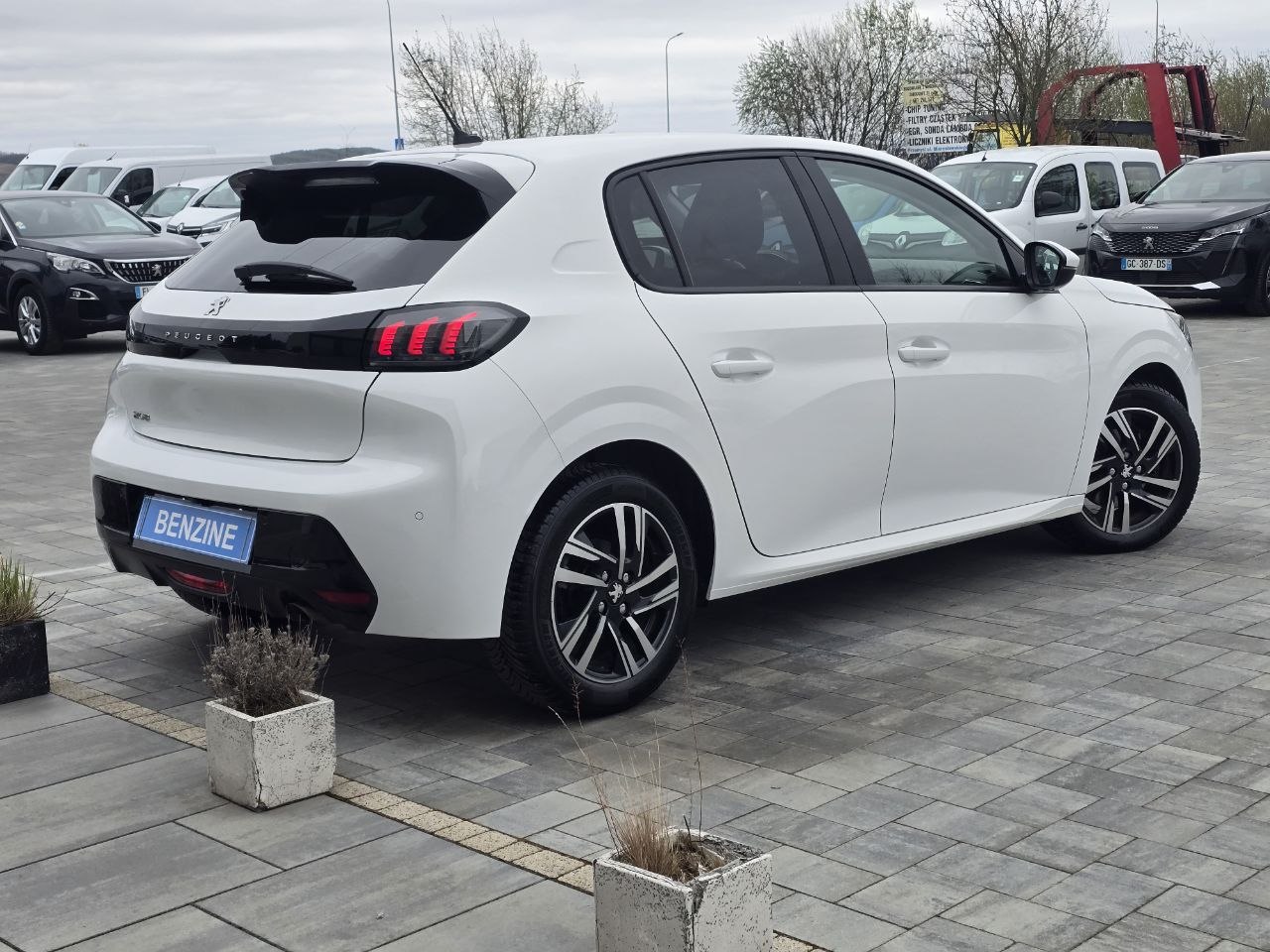 Peugeot 208 ALLURE
