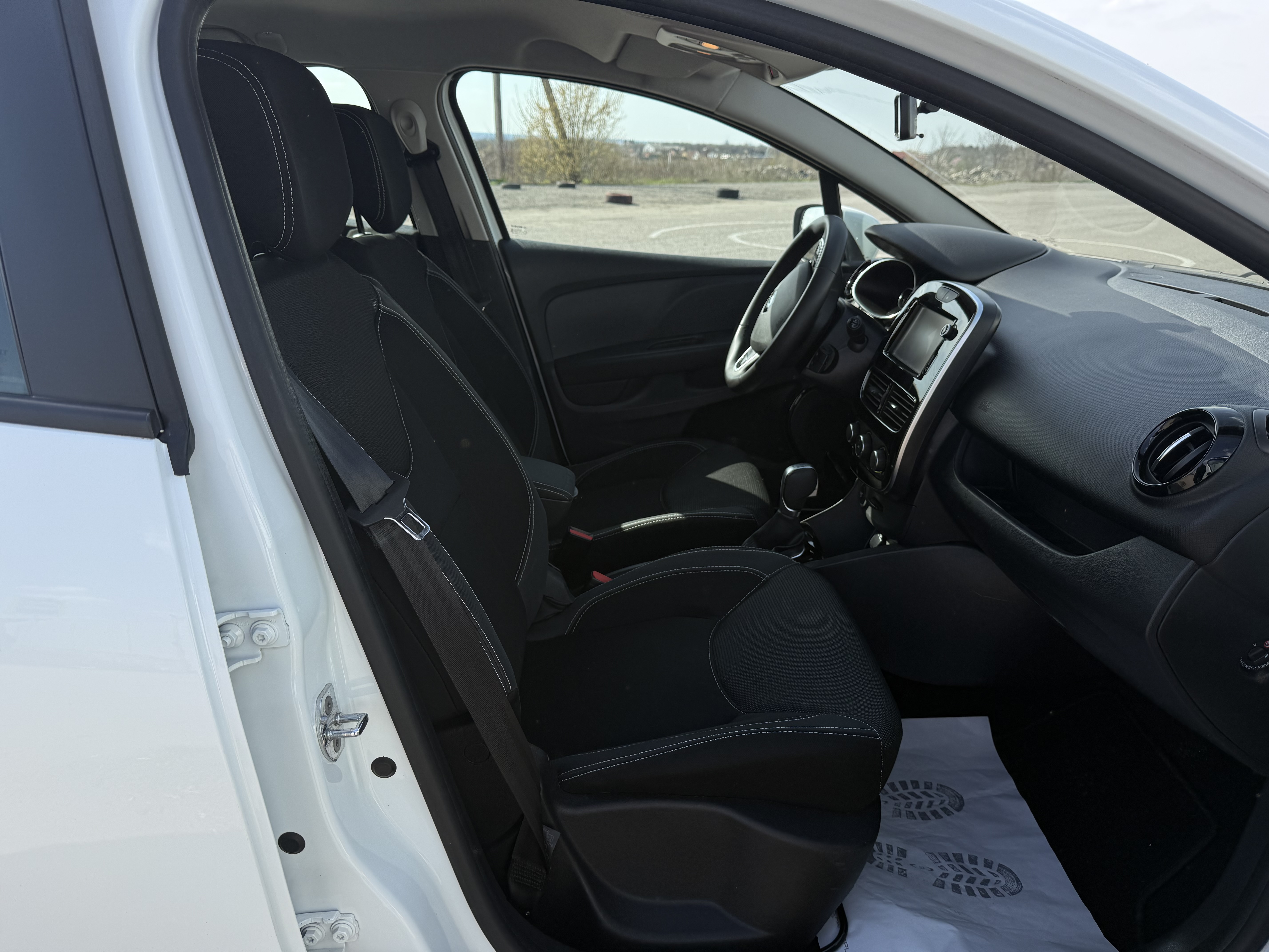 Renault Clio Business