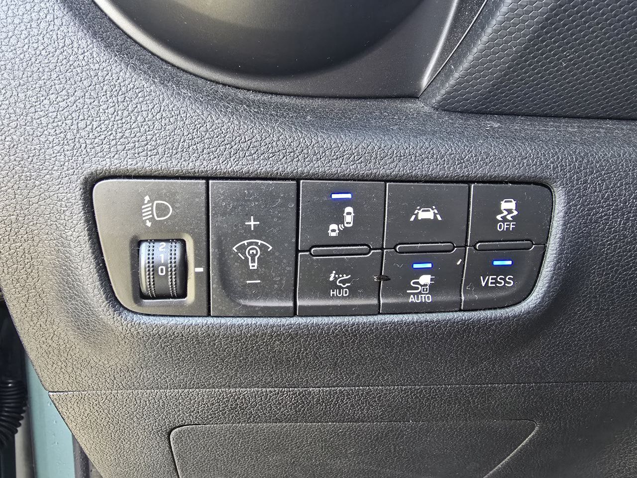 Hyundai Kona Premium