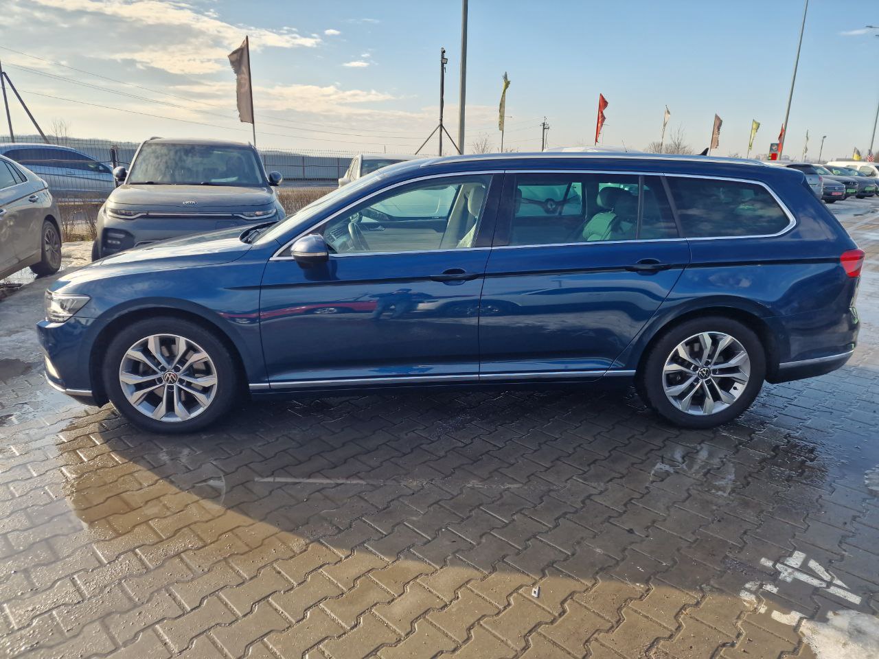 Volkswagen Passat LOUNGE