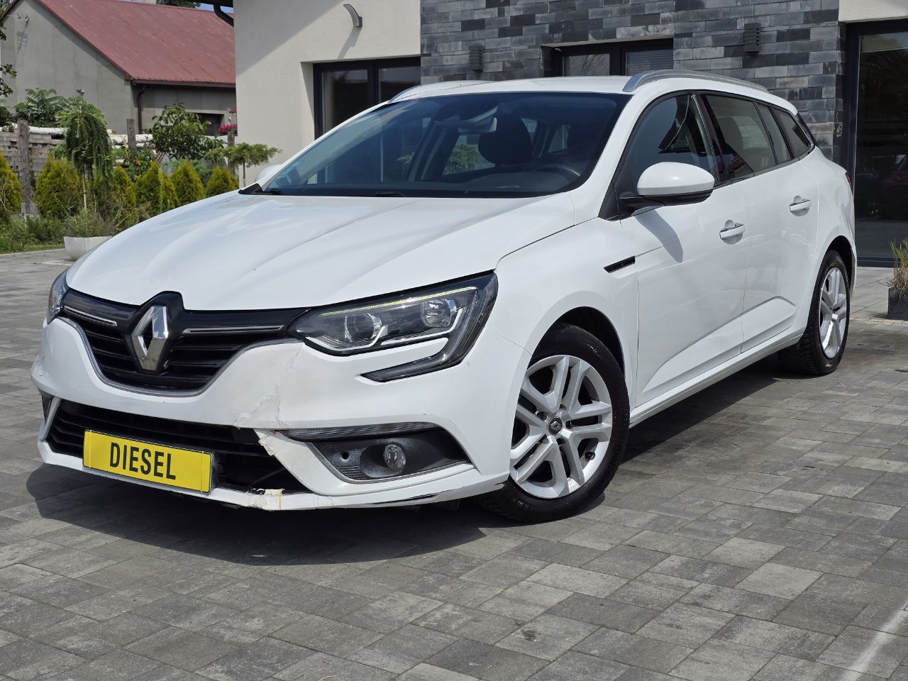 Renault MEGANE IV
