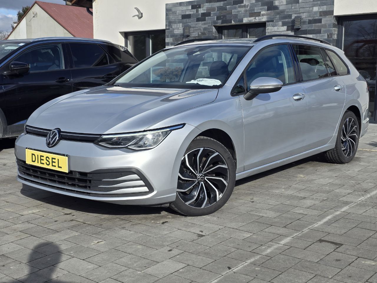 Volkswagen Golf Life+