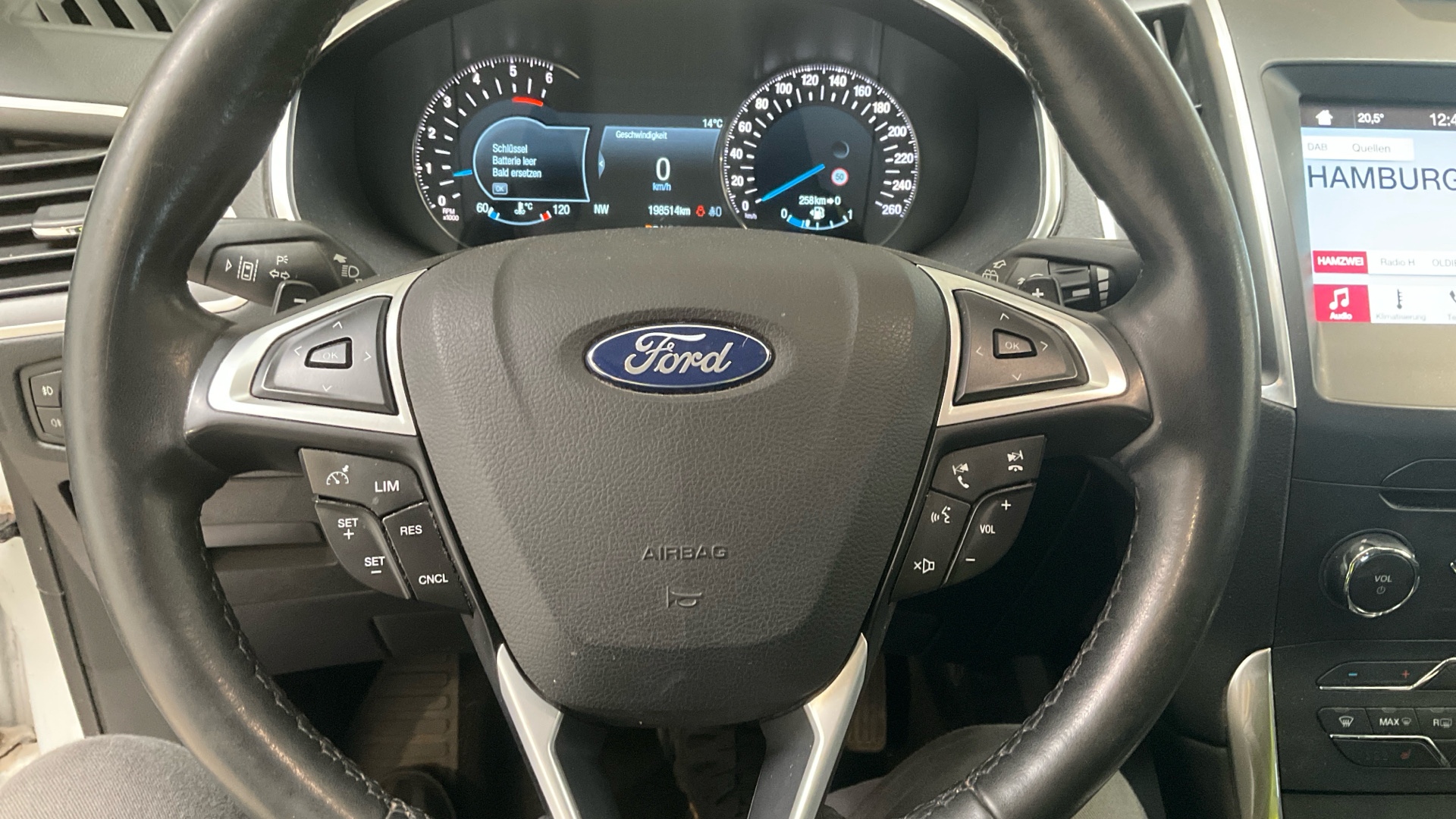 Ford S-Max Titanium