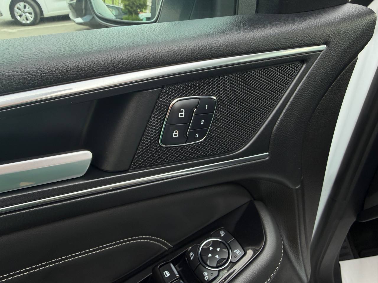 Ford S-Max Titanium