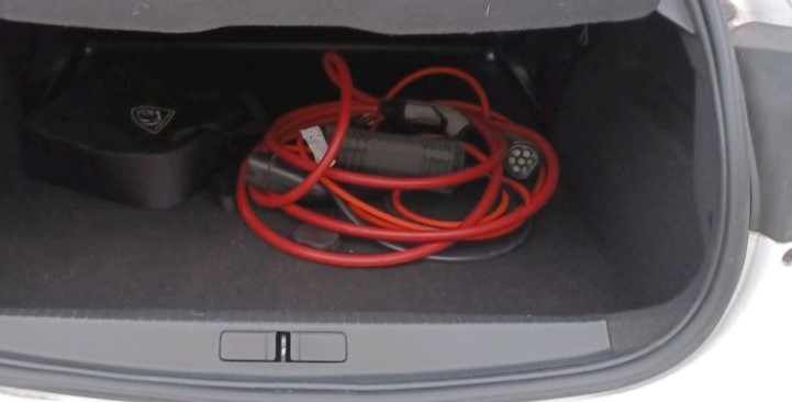 Peugeot E-208 Business