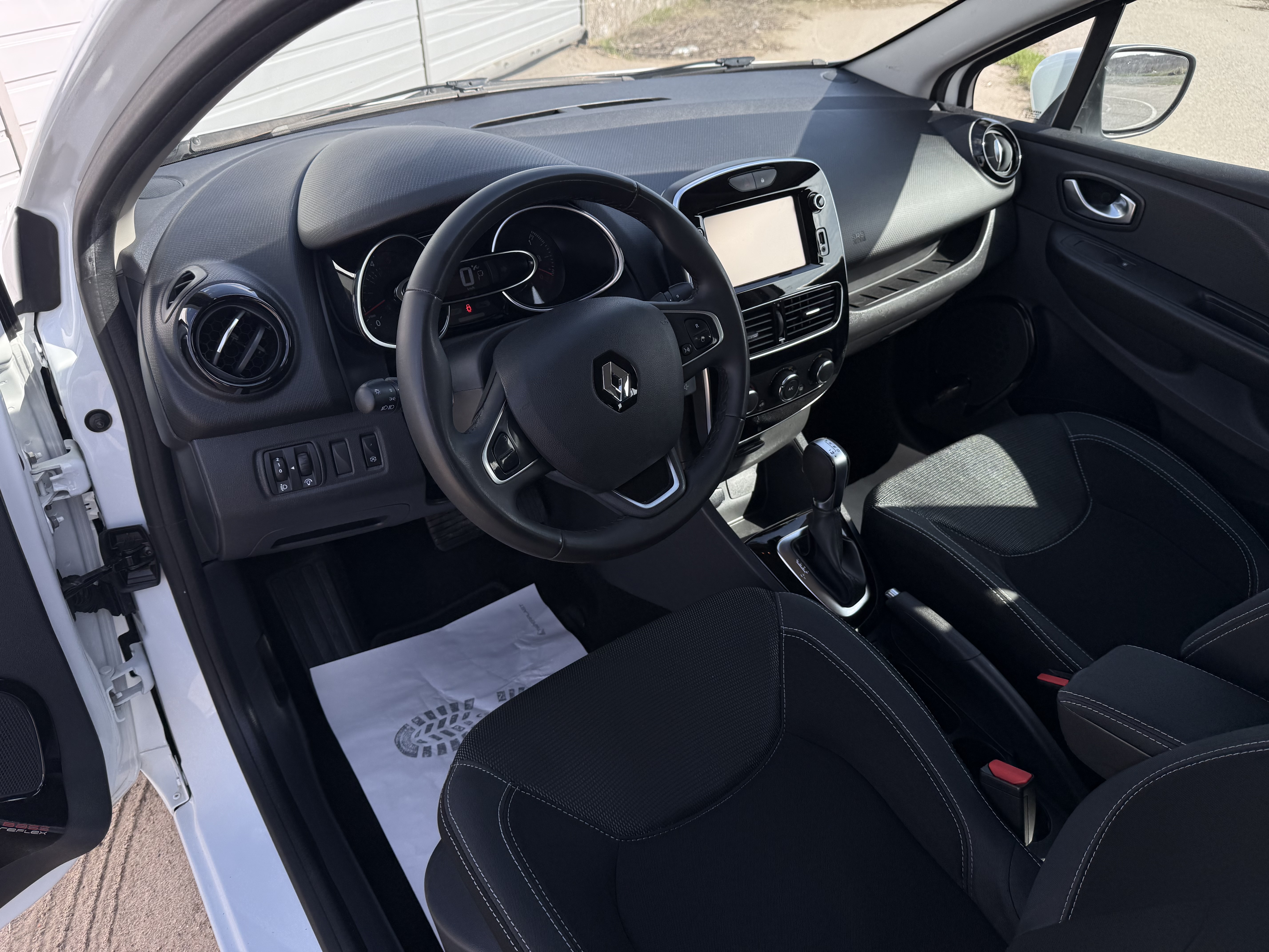 Renault Clio Business