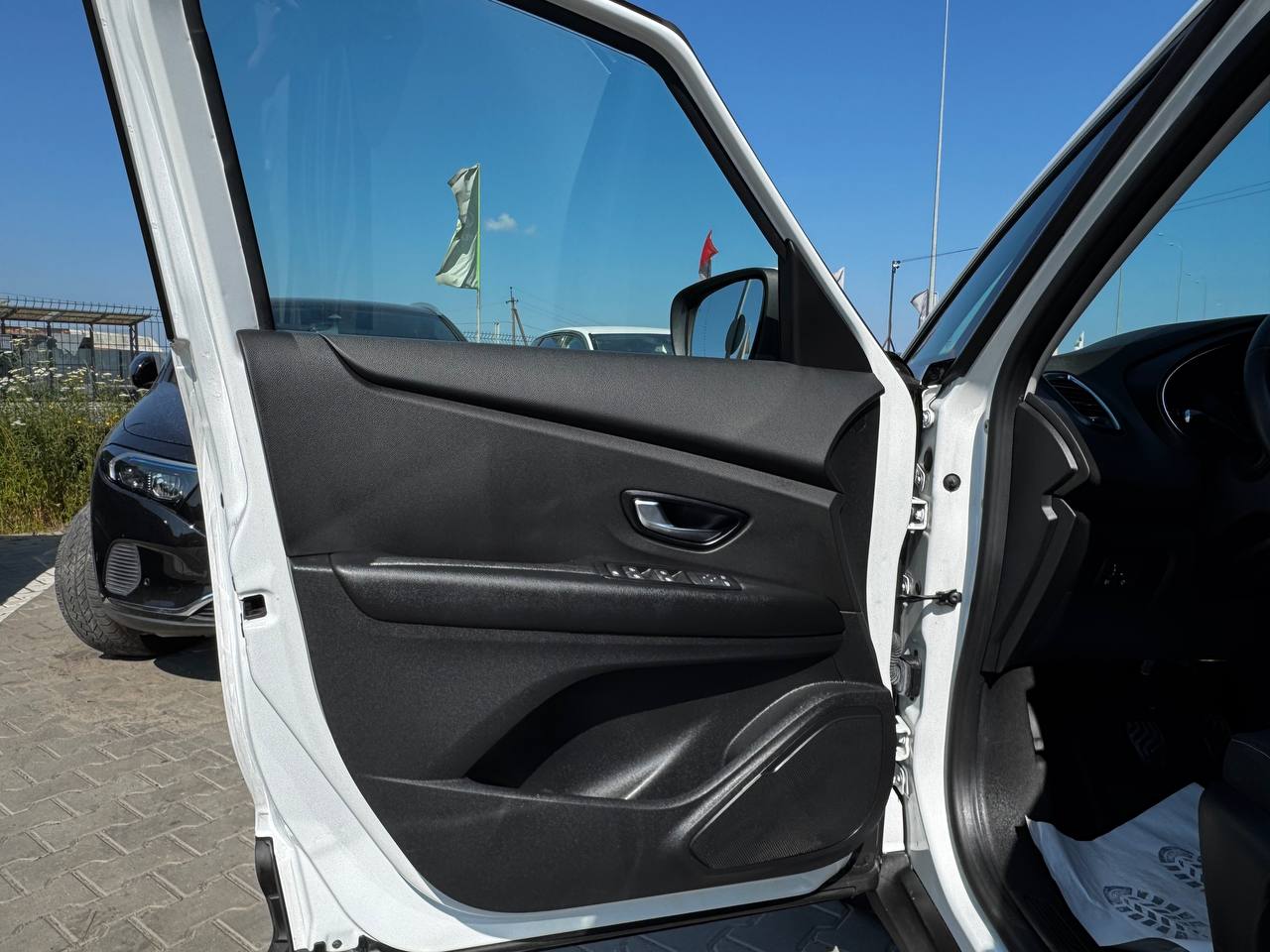 Renault GRAND Scenic Life