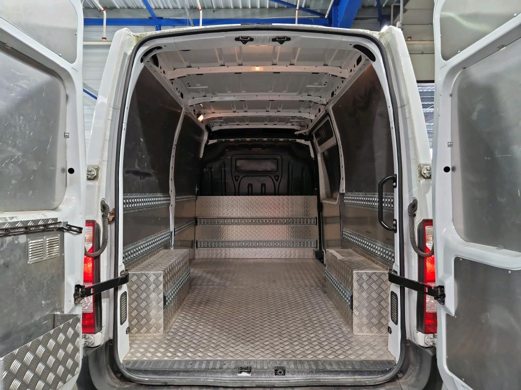 Renault Master FGN TRAC L2H2