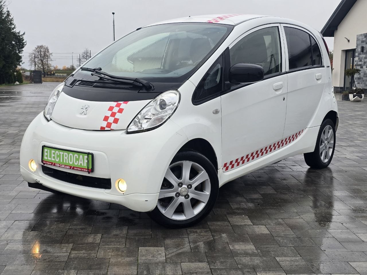Peugeot iOn Electrique Active
