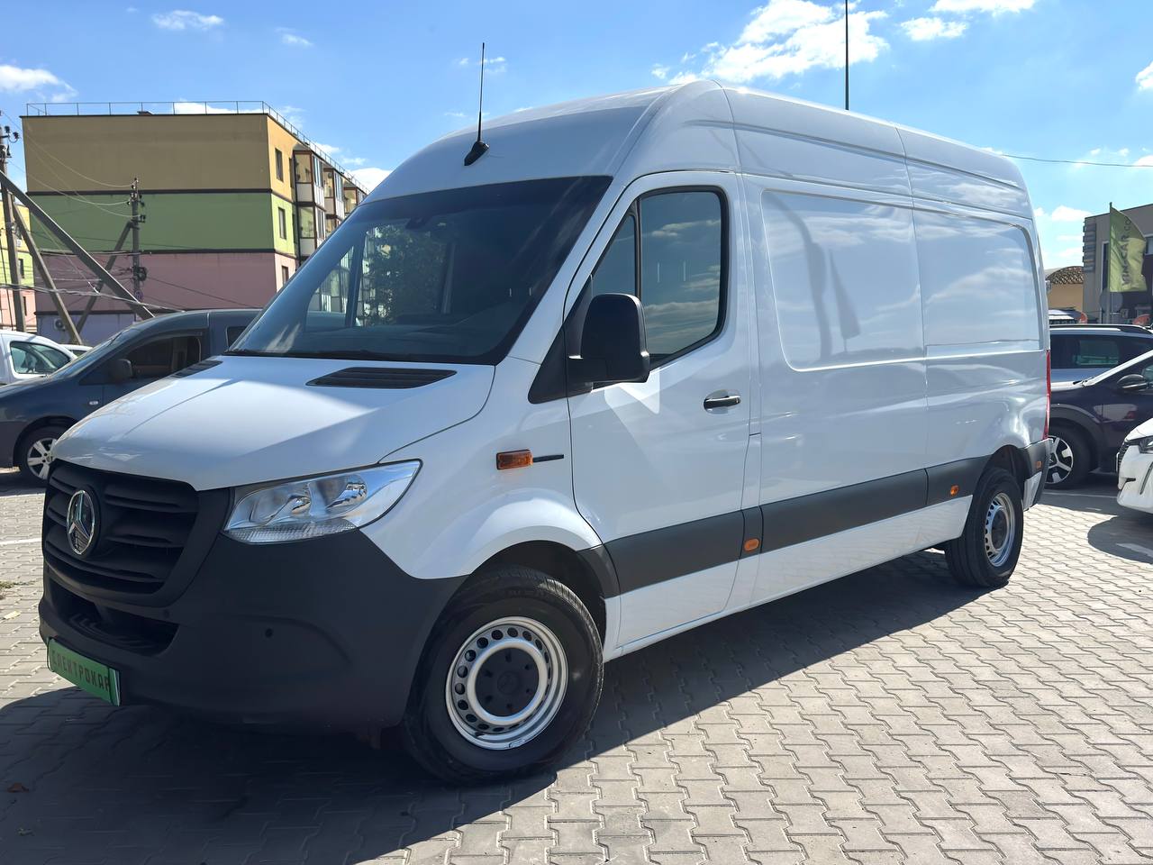Mercedes-Benz E-Sprinter FWD