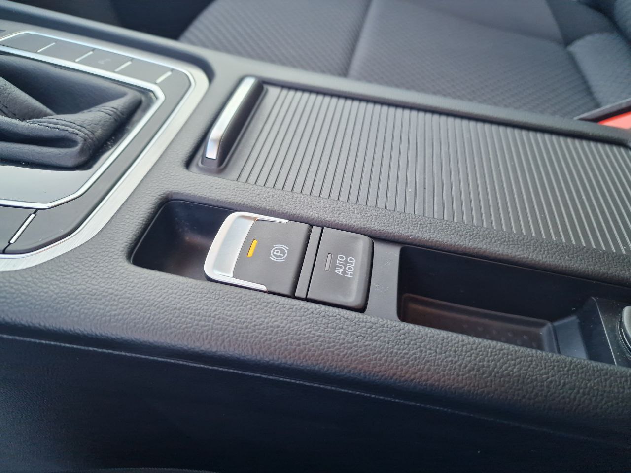 Volkswagen Passat Business+