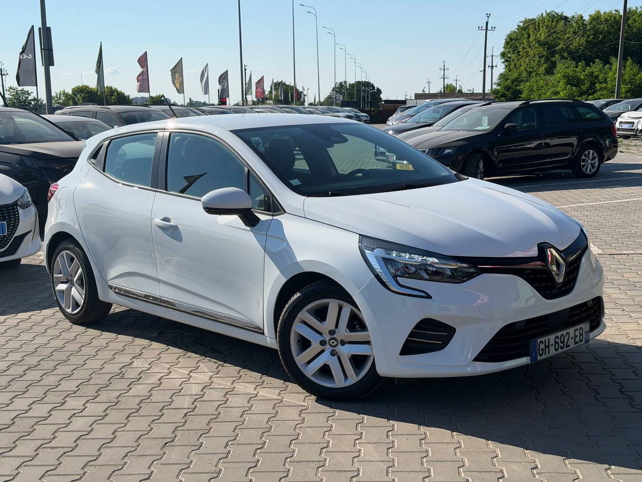 Renault Clio Business Hybrid