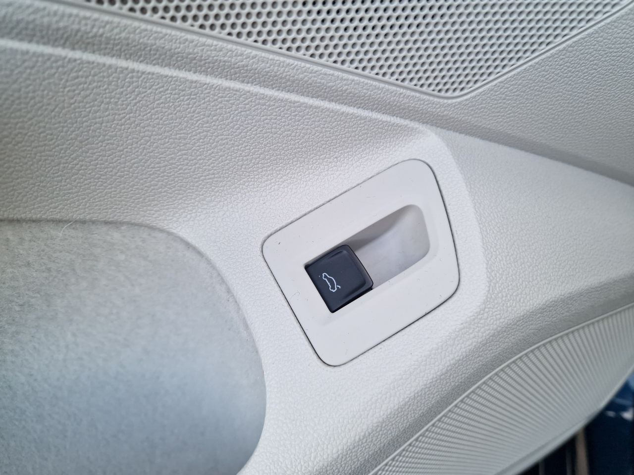 Volkswagen Passat LOUNGE