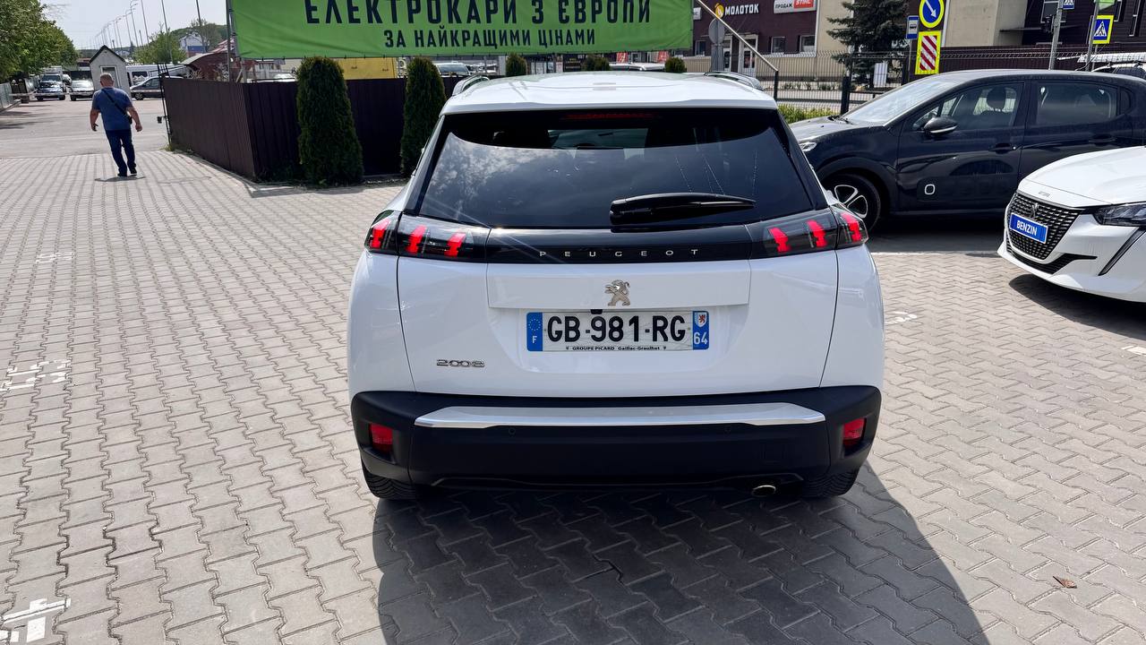 Peugeot 2008 ALLURE