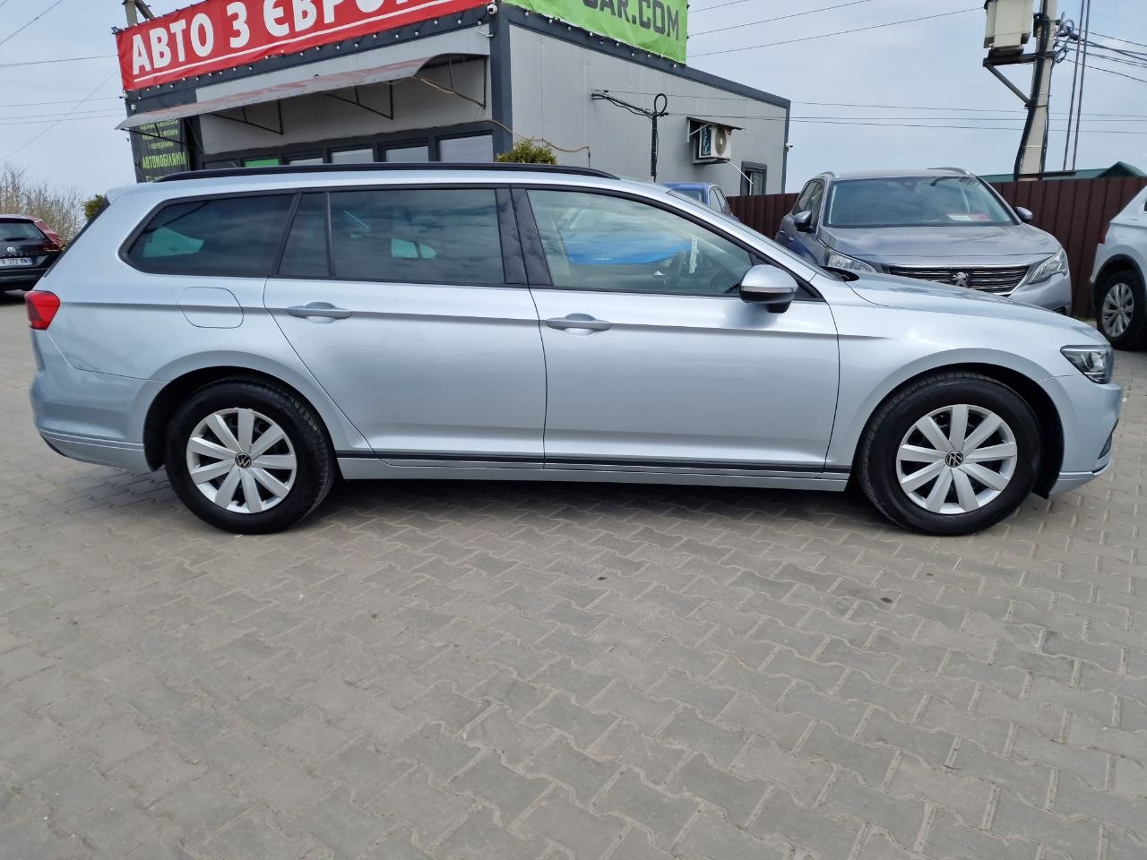 Volkswagen Passat Business+
