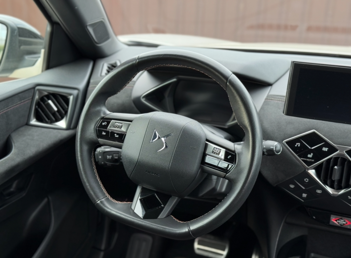 DS 3 Crossback E-Tense