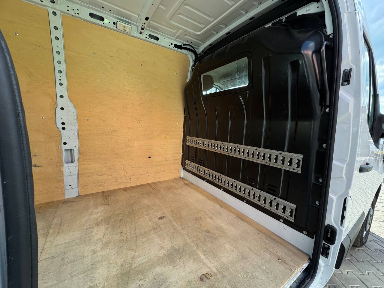 Renault Master FGN TRAC L2H2