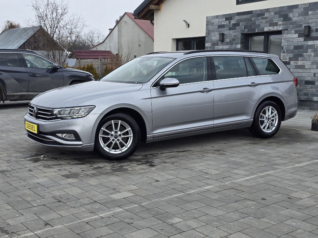 Volkswagen Passat Business+