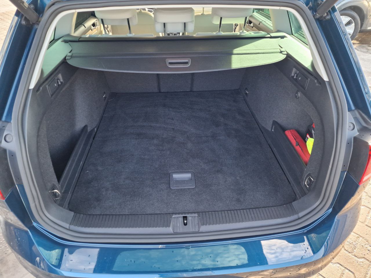 Volkswagen Passat LOUNGE