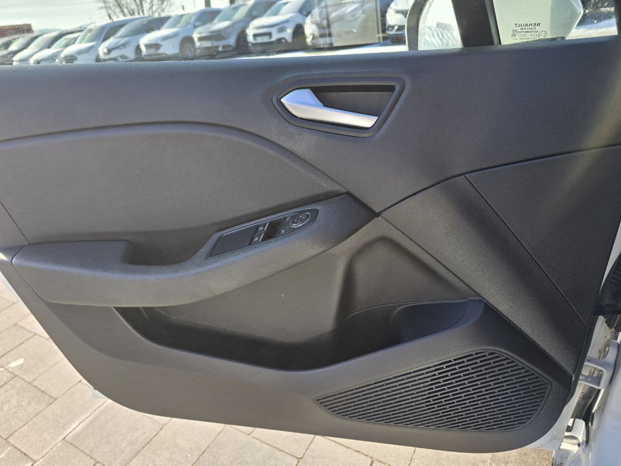 Renault Clio HYBRID Business