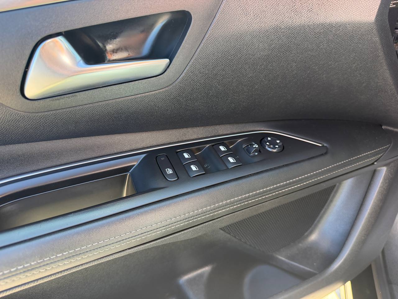 Peugeot 3008 ALLURE