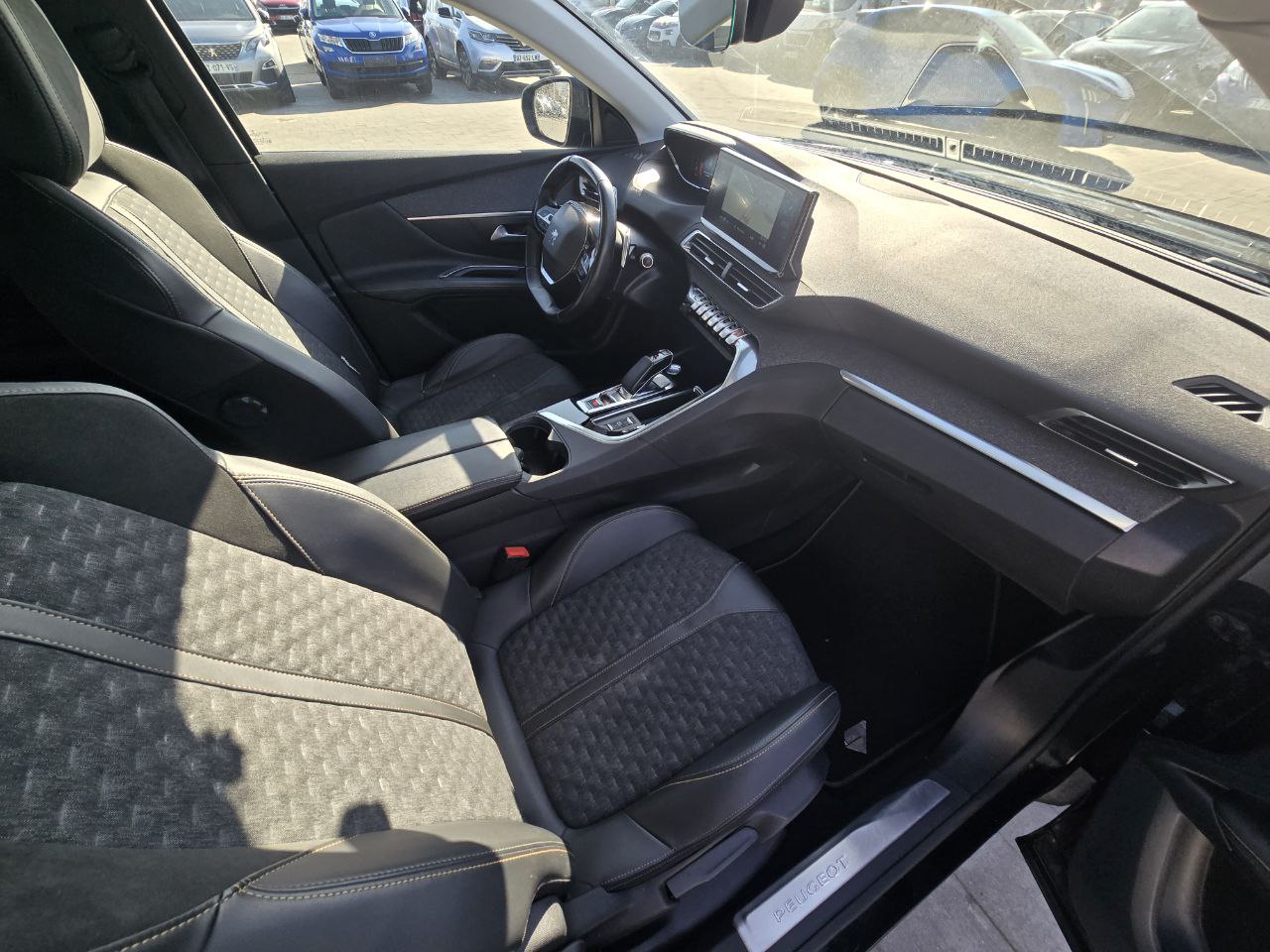 Peugeot 3008 Roadtrip HYBRID