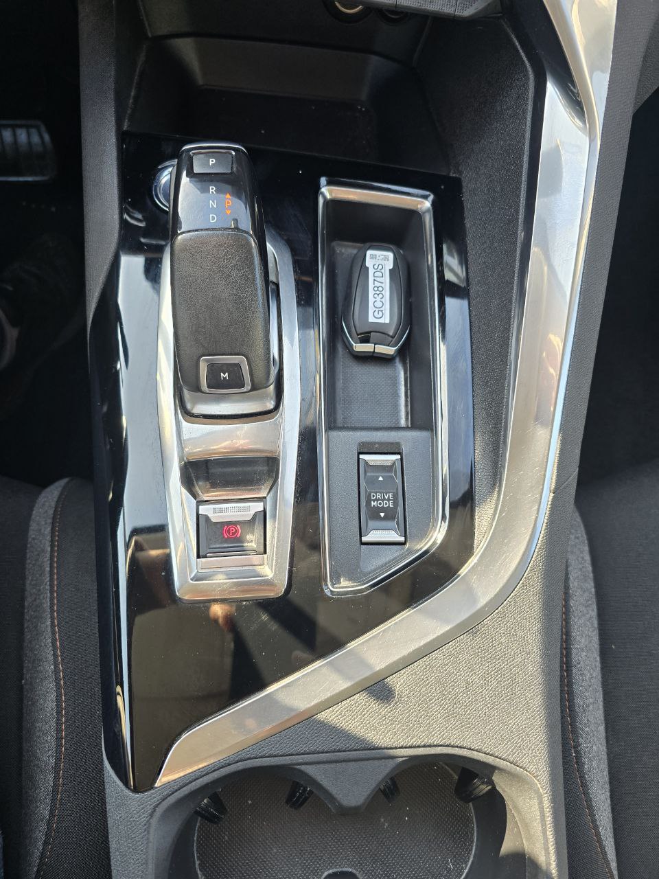 PEUGEOT 5008 Business