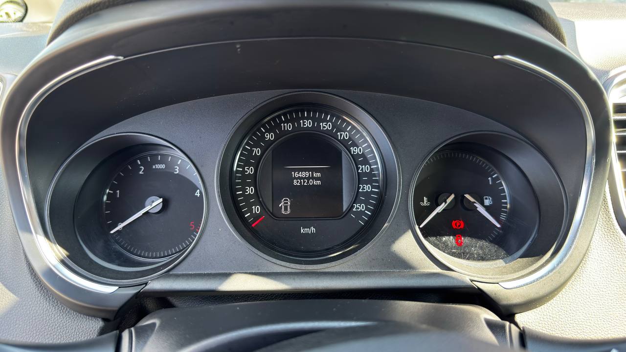 Renault GRAND Scenic Life