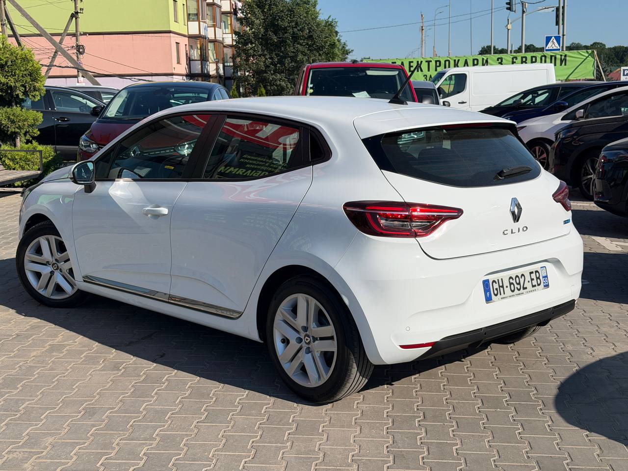 Renault Clio Business Hybrid