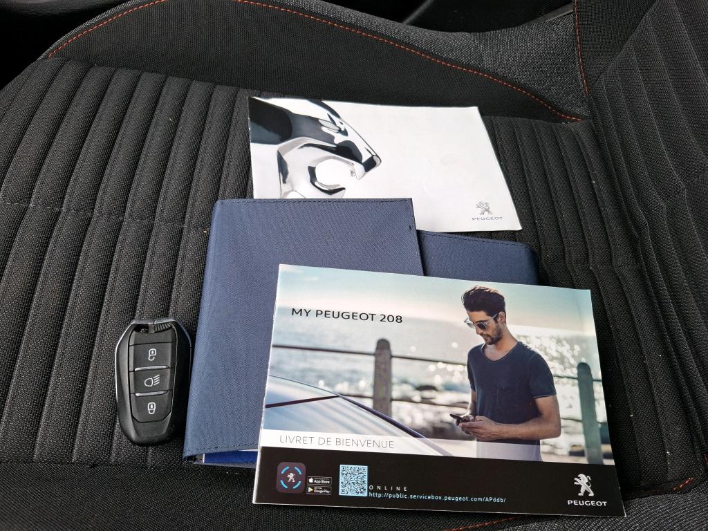 Peugeot E-208 Business
