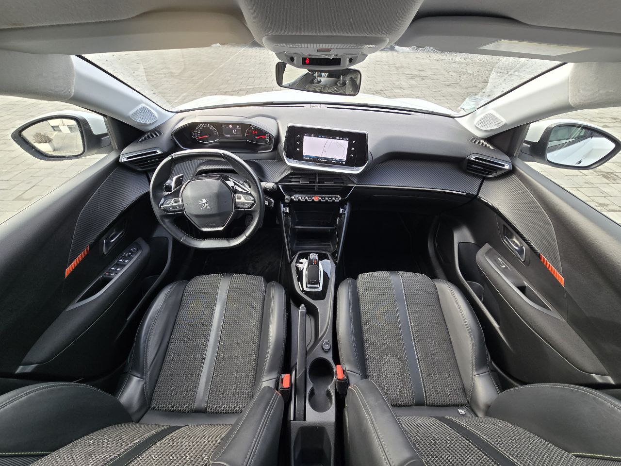 Peugeot 208 Business