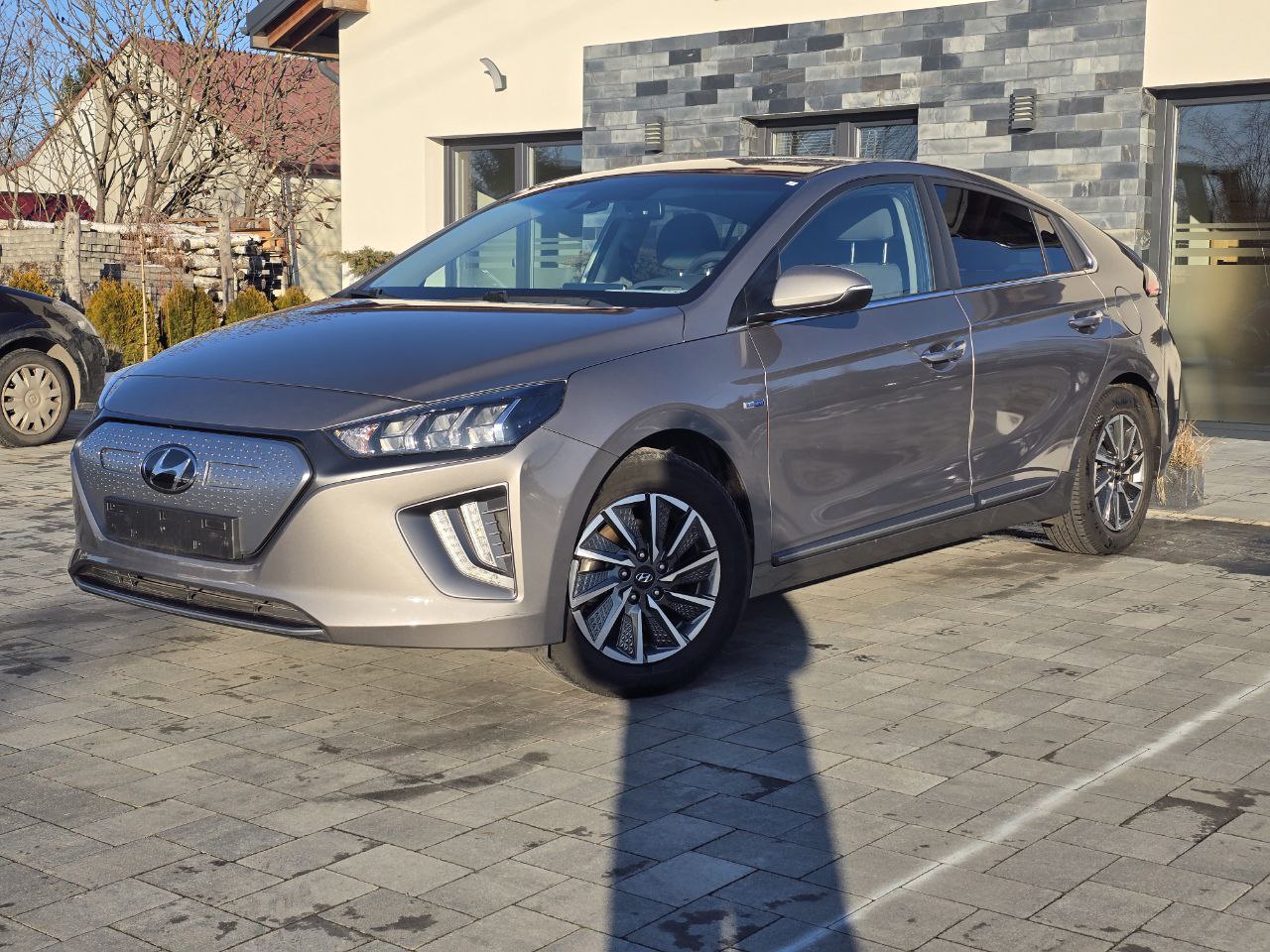 Hyundai Ioniq