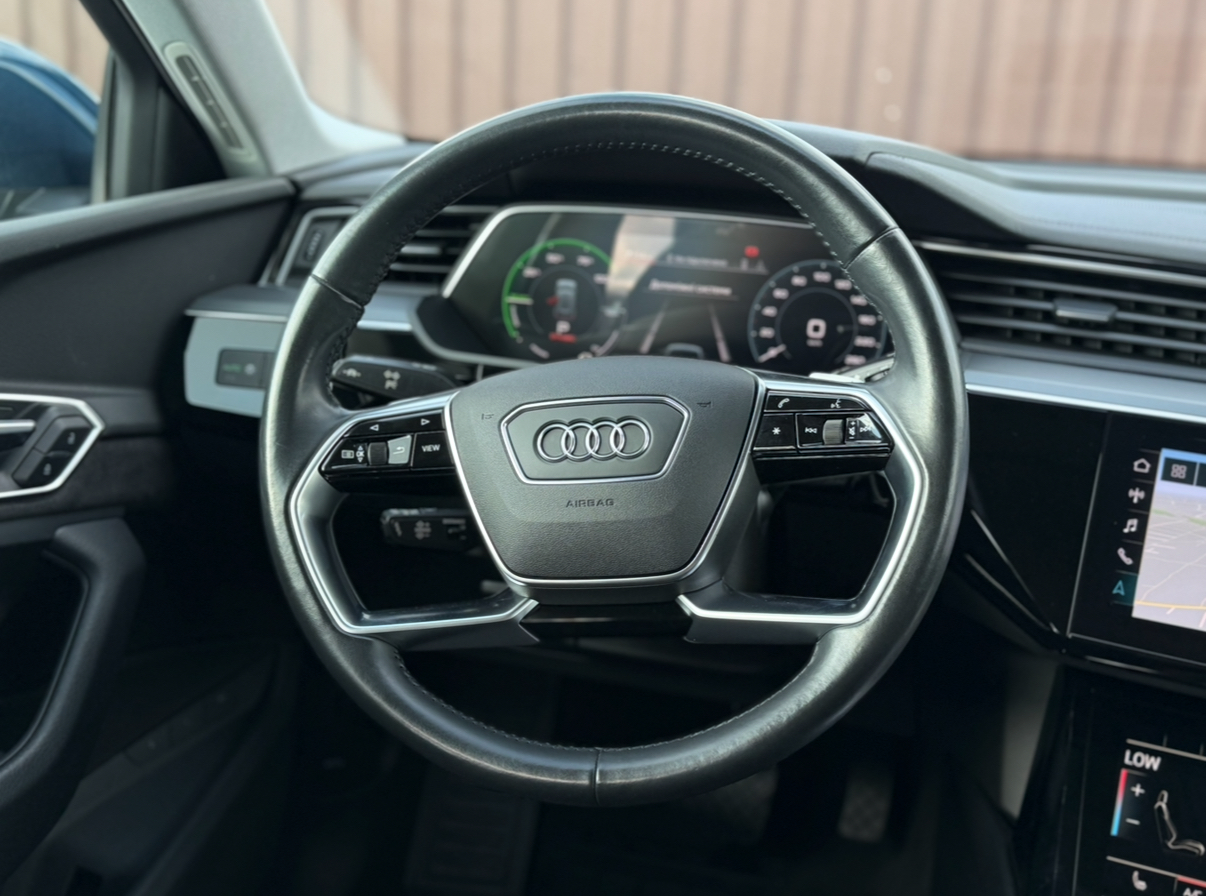 Audi E-Tron