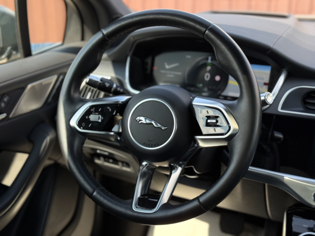 Jaguar I-pace