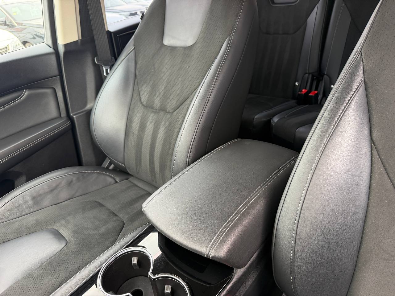 Ford S-Max Titanium
