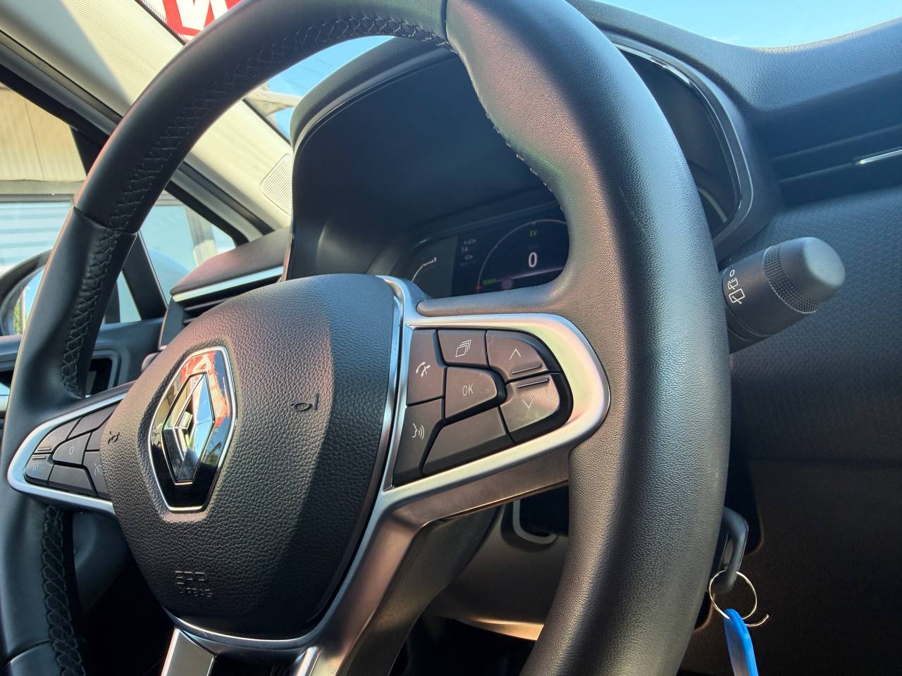 Renault Clio Business Hybrid
